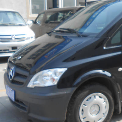 貴州萬長里汽車出租服務與金屬護欄的應用