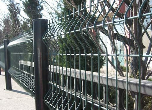 河北三角折彎護(hù)欄網(wǎng) 價(jià)格、廠家與選購指南